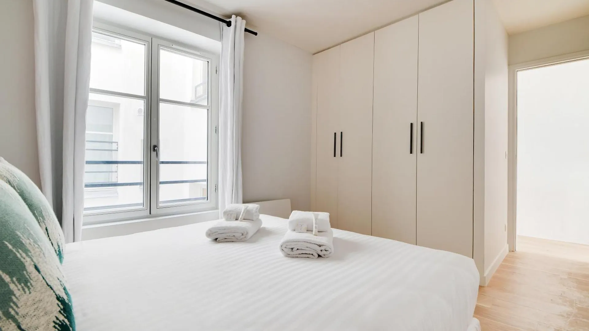 Sereners Apartments In Montorgueil - Rue Saint-Denis Paris 0*,