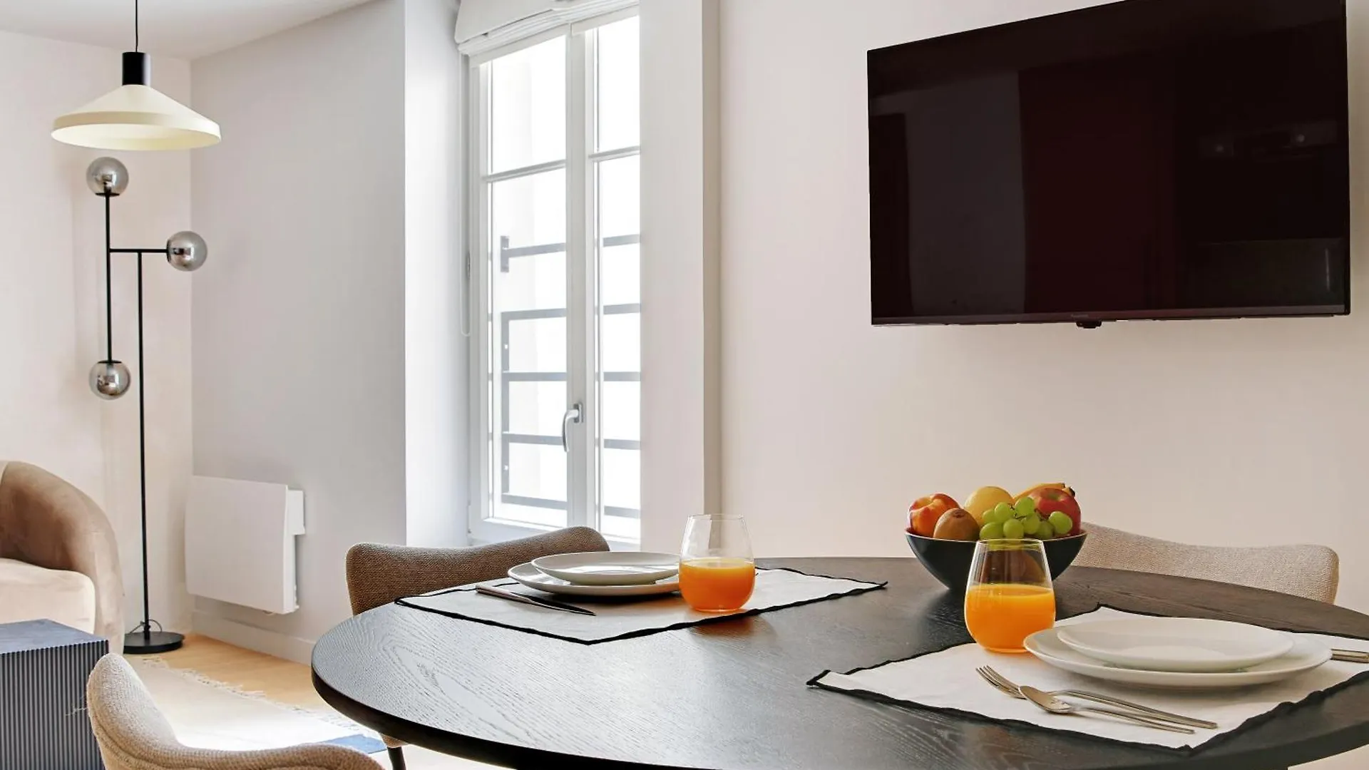 Sereners Apartments In Montorgueil - Rue Saint-Denis Paris France